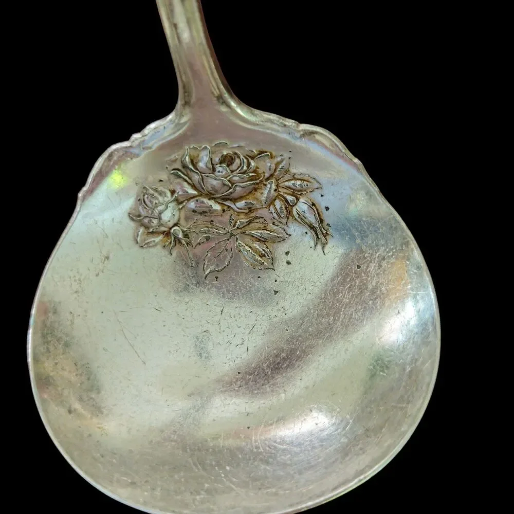 Antique Oneida Gravy Ladle Bridal Rose Silver Plated 6 ¾